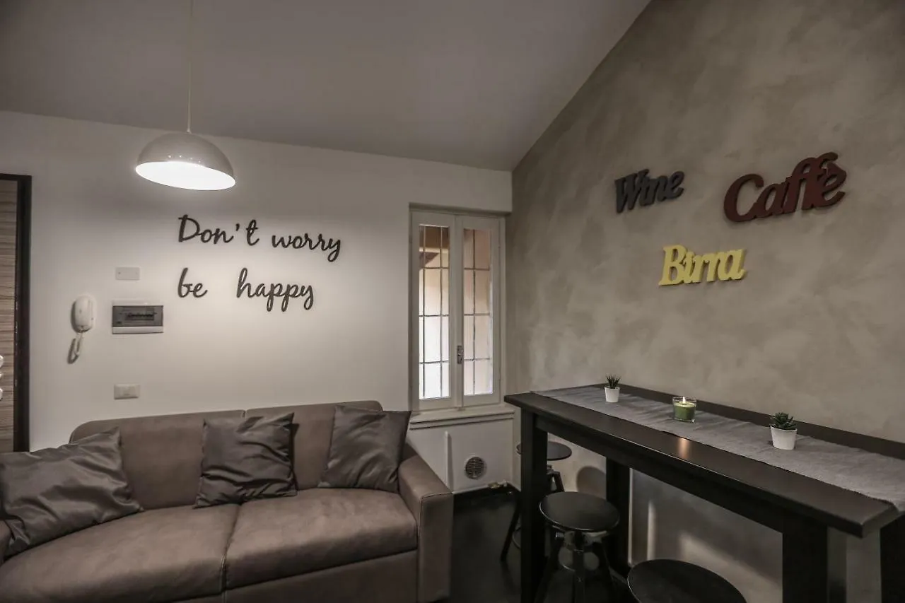 Stylish Apartment Near Duomo Milan
